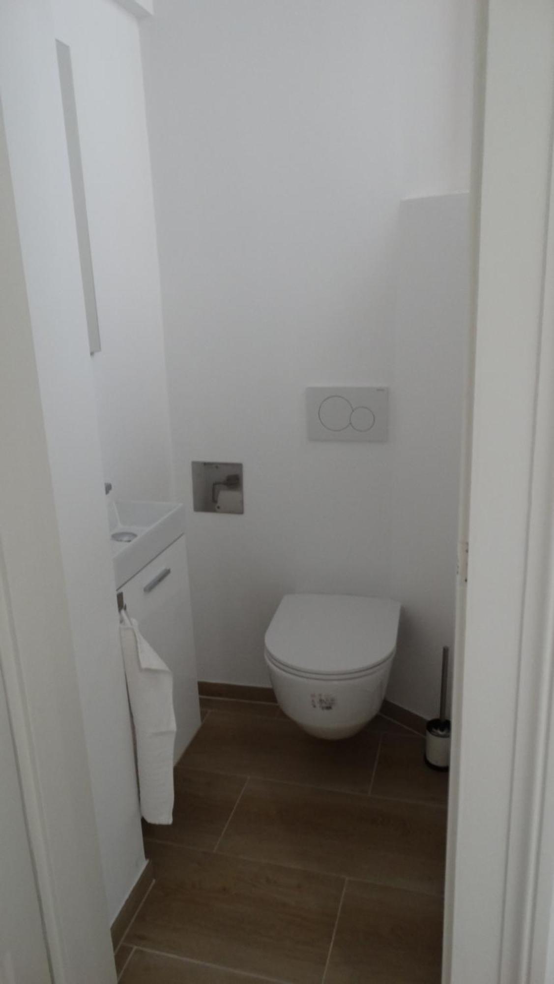 Ruhige Art-Garconniere mit Balkon Lejlighed Wien Eksteriør billede